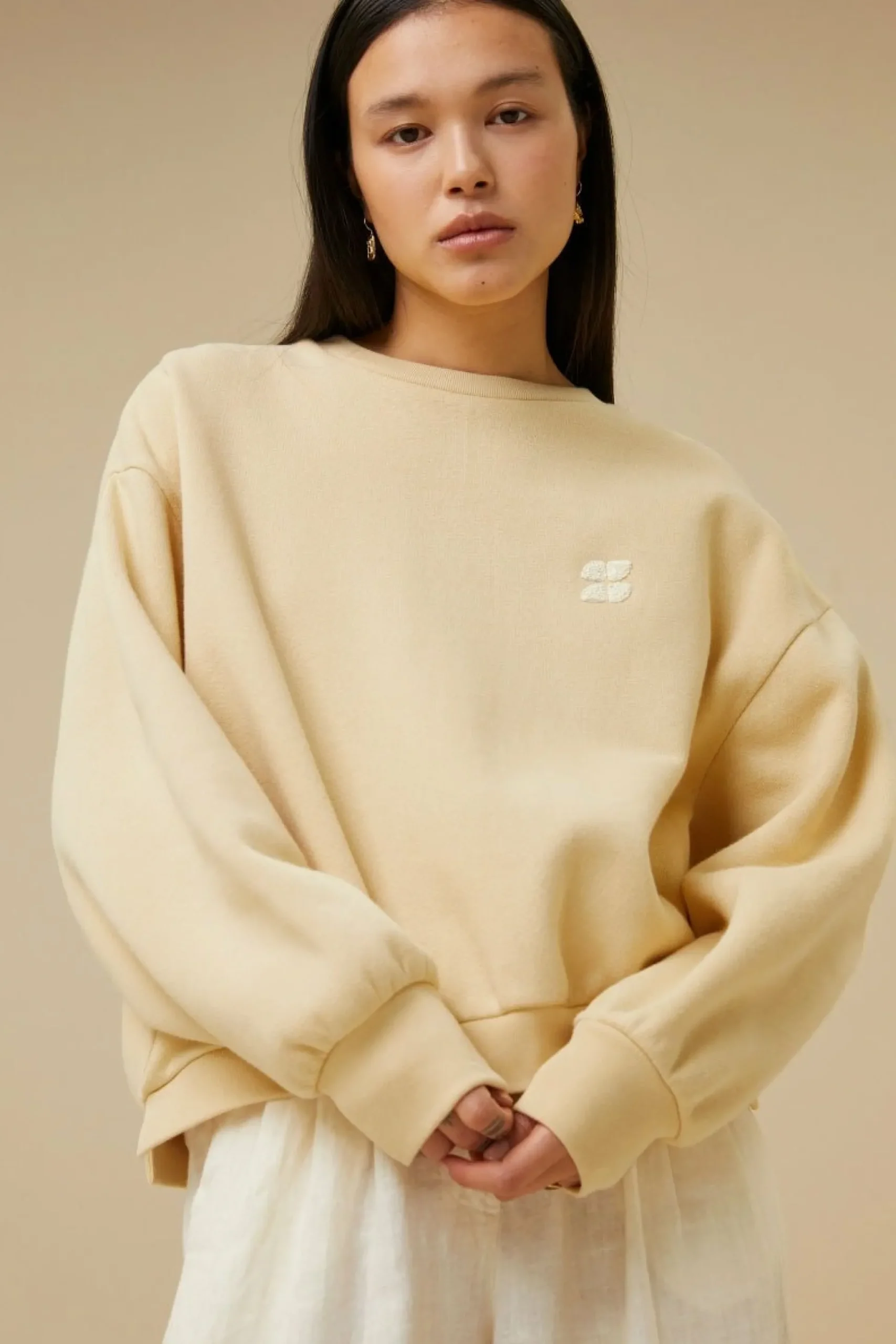 By bar Truien<Bibi Short Logo Sweater