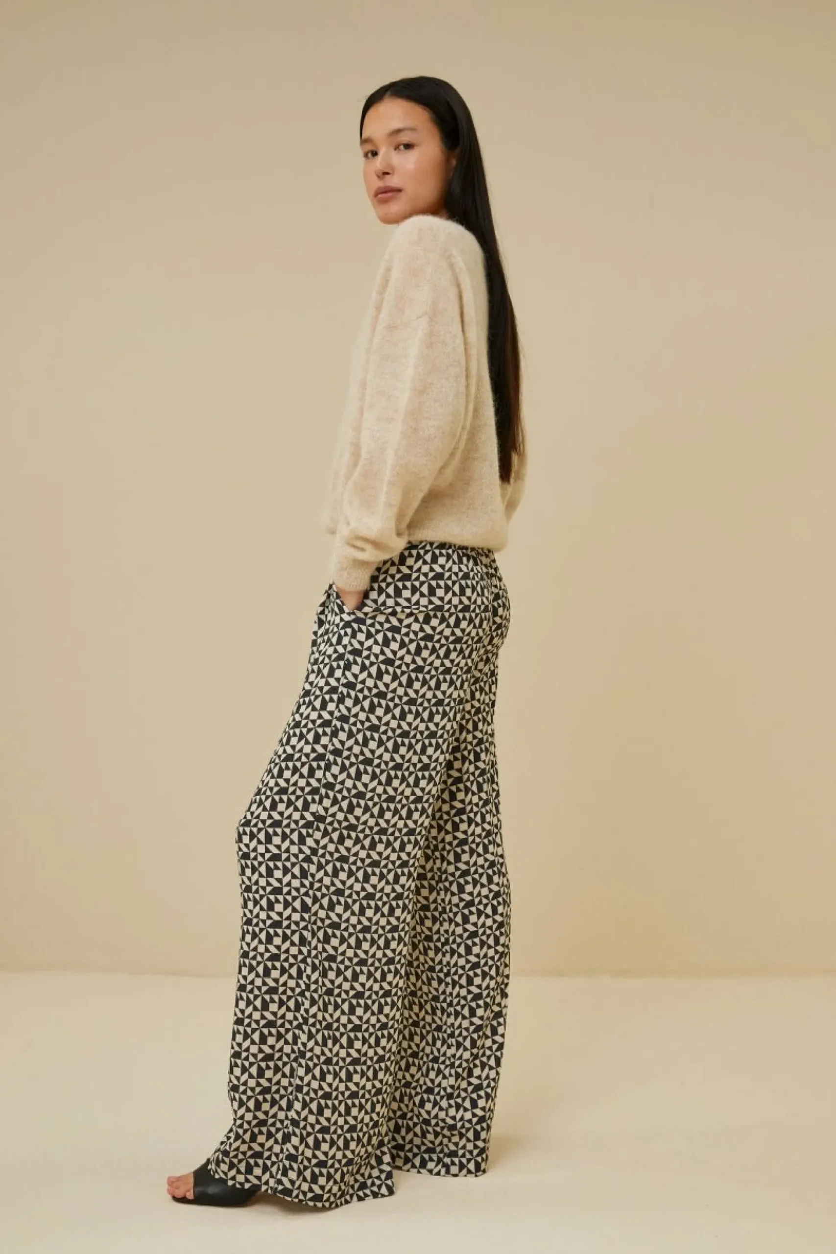 By bar Truien<Izzy Pullover