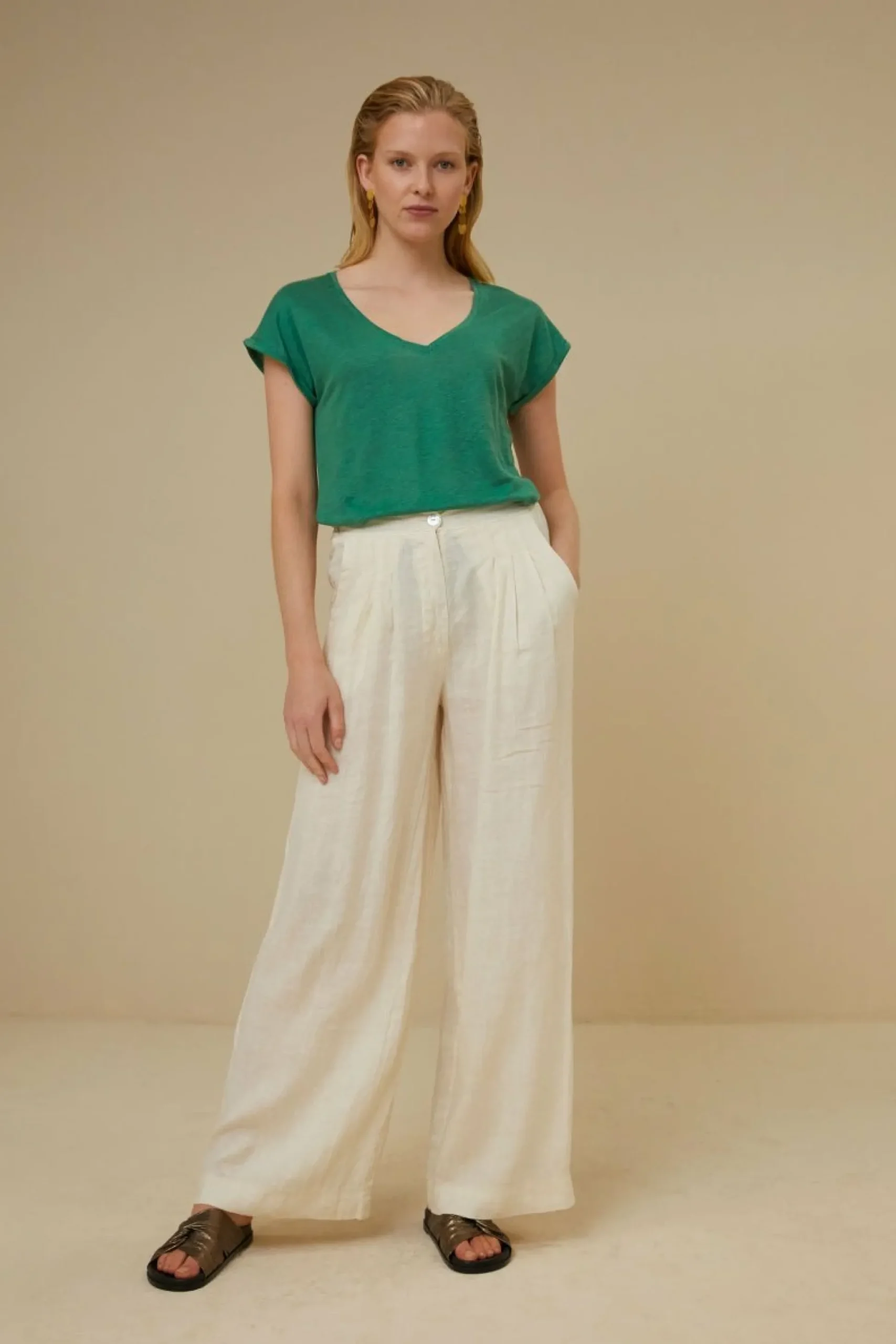 By bar Tops & Shirts<Momi Linen Top