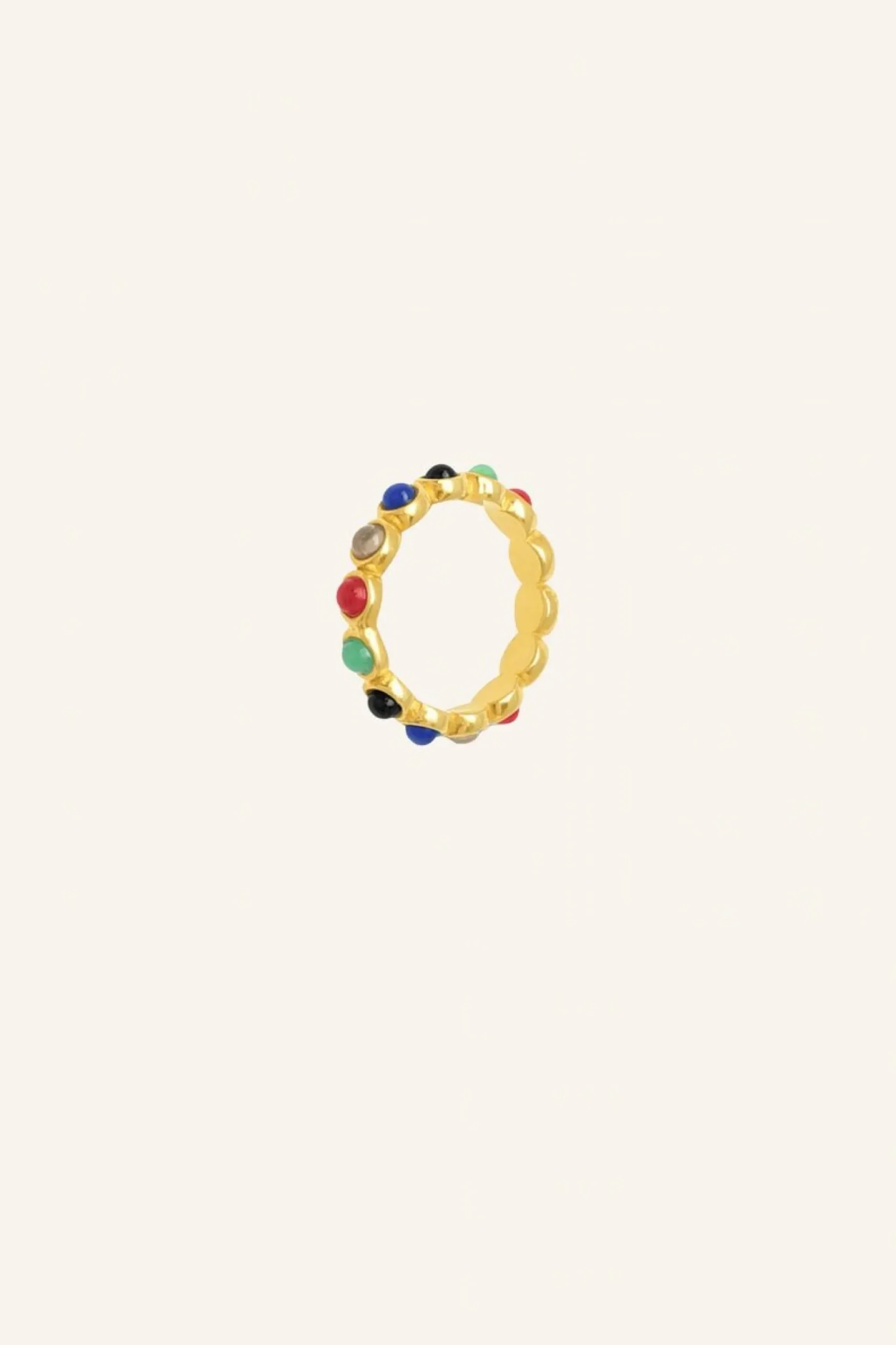 By bar Ringen<Noah Ring