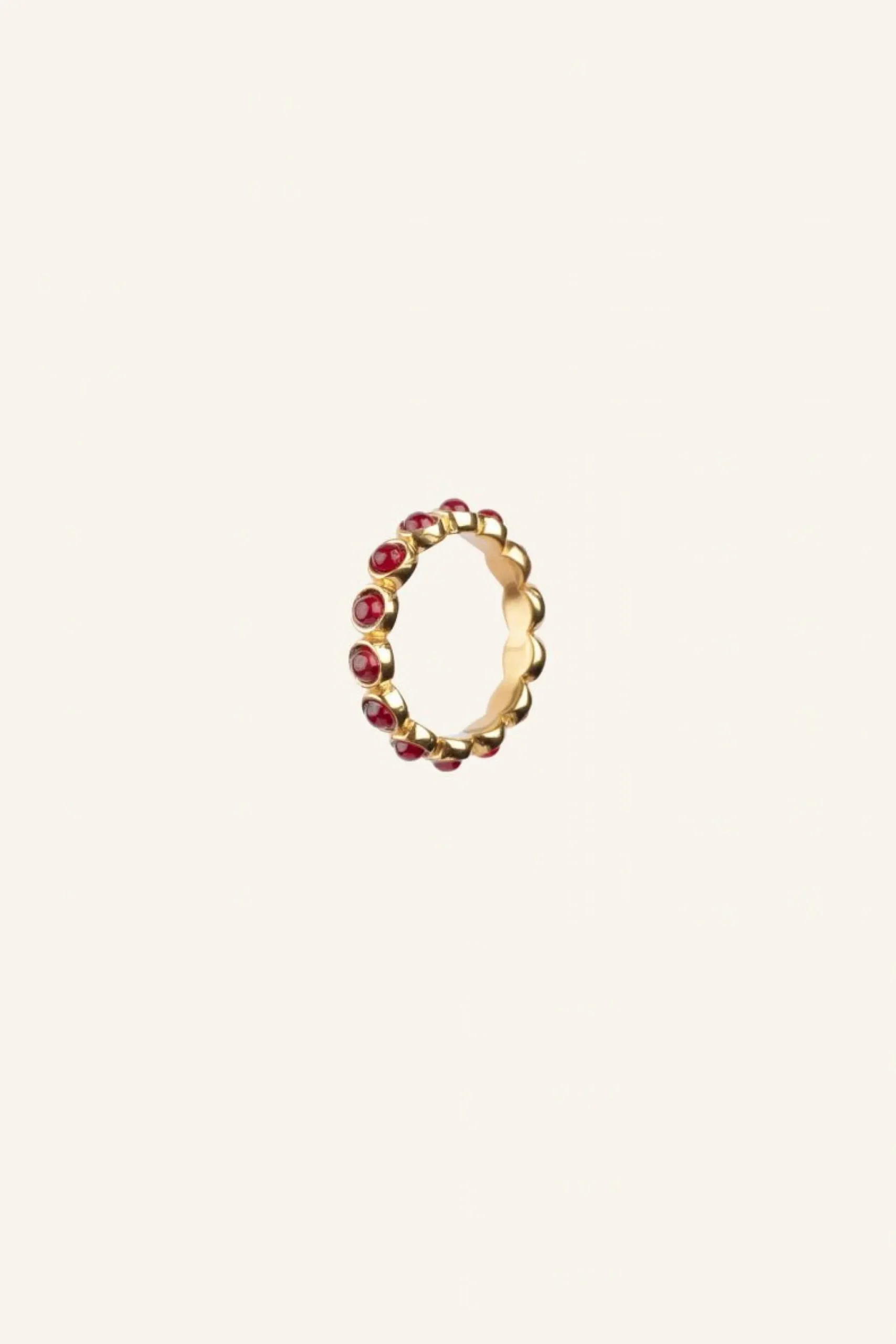 By bar Ringen<Noah Ring