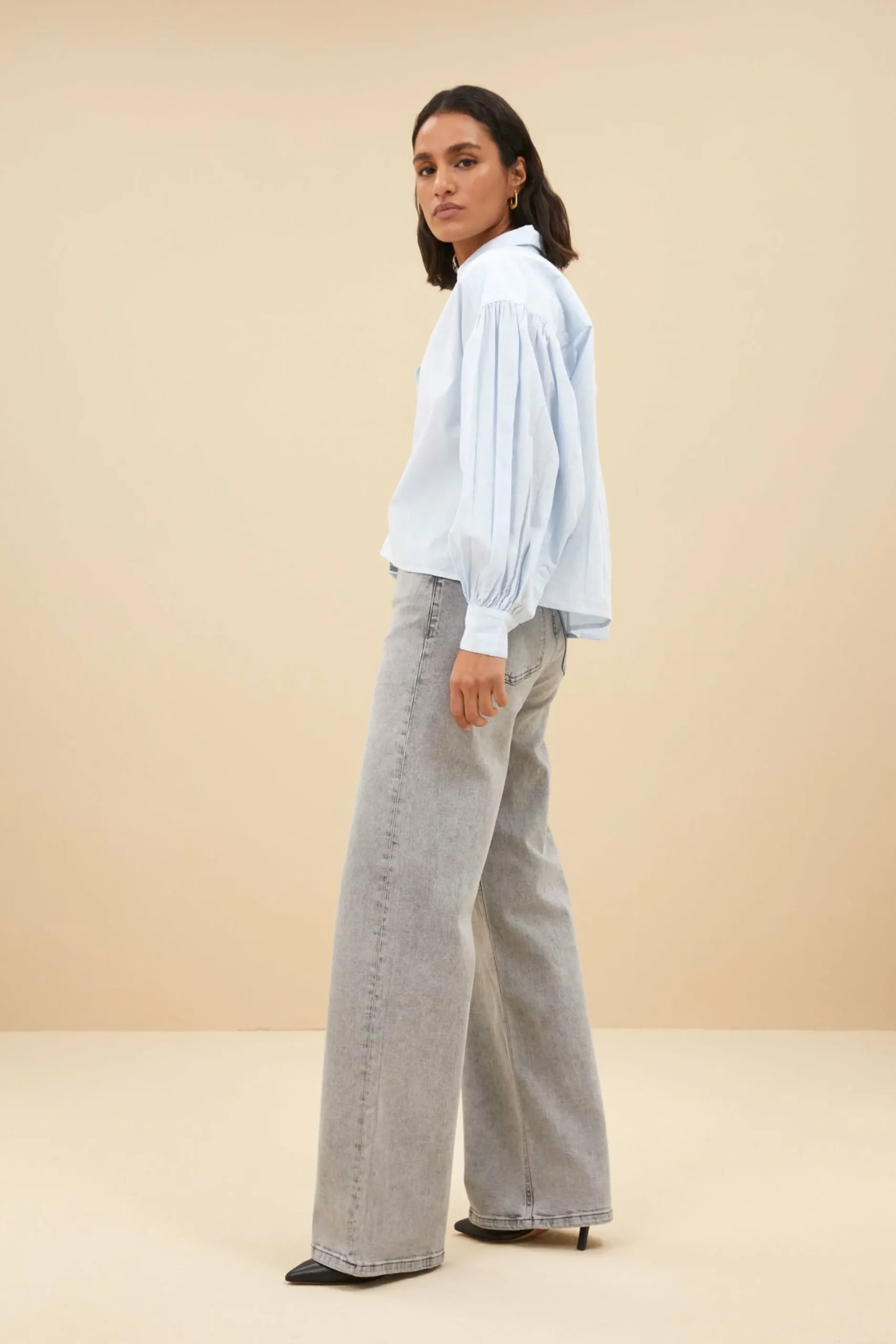 By bar Blouses<Sarah Short Chambray Blouse