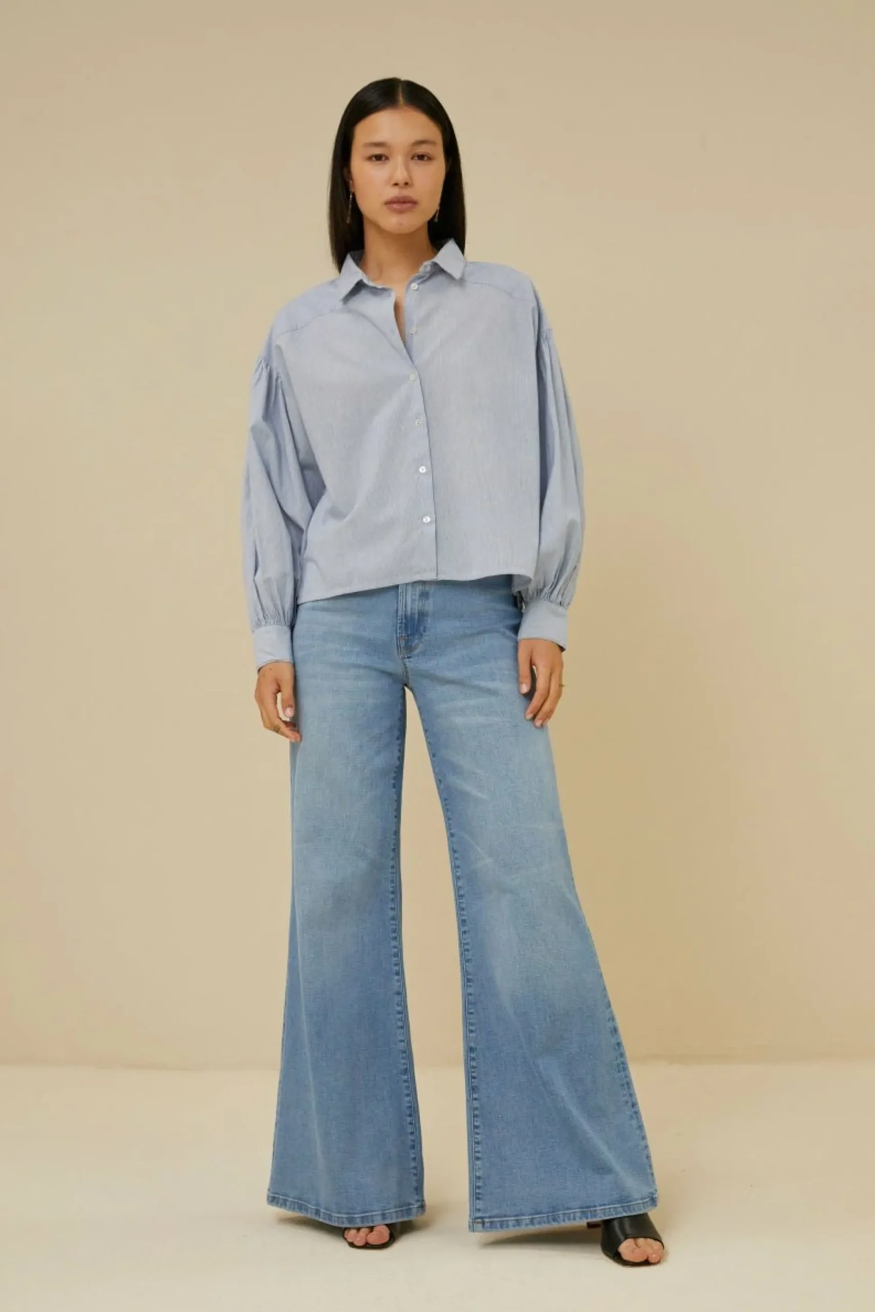 By bar Blouses<Sarah Short Pin Stripe Blouse